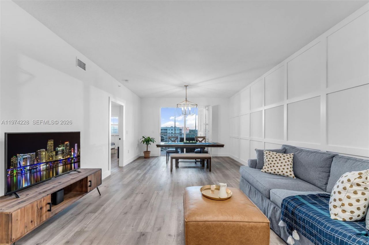 10730 NW 66th St, Unit 505, Doral, FL 33178 Photo