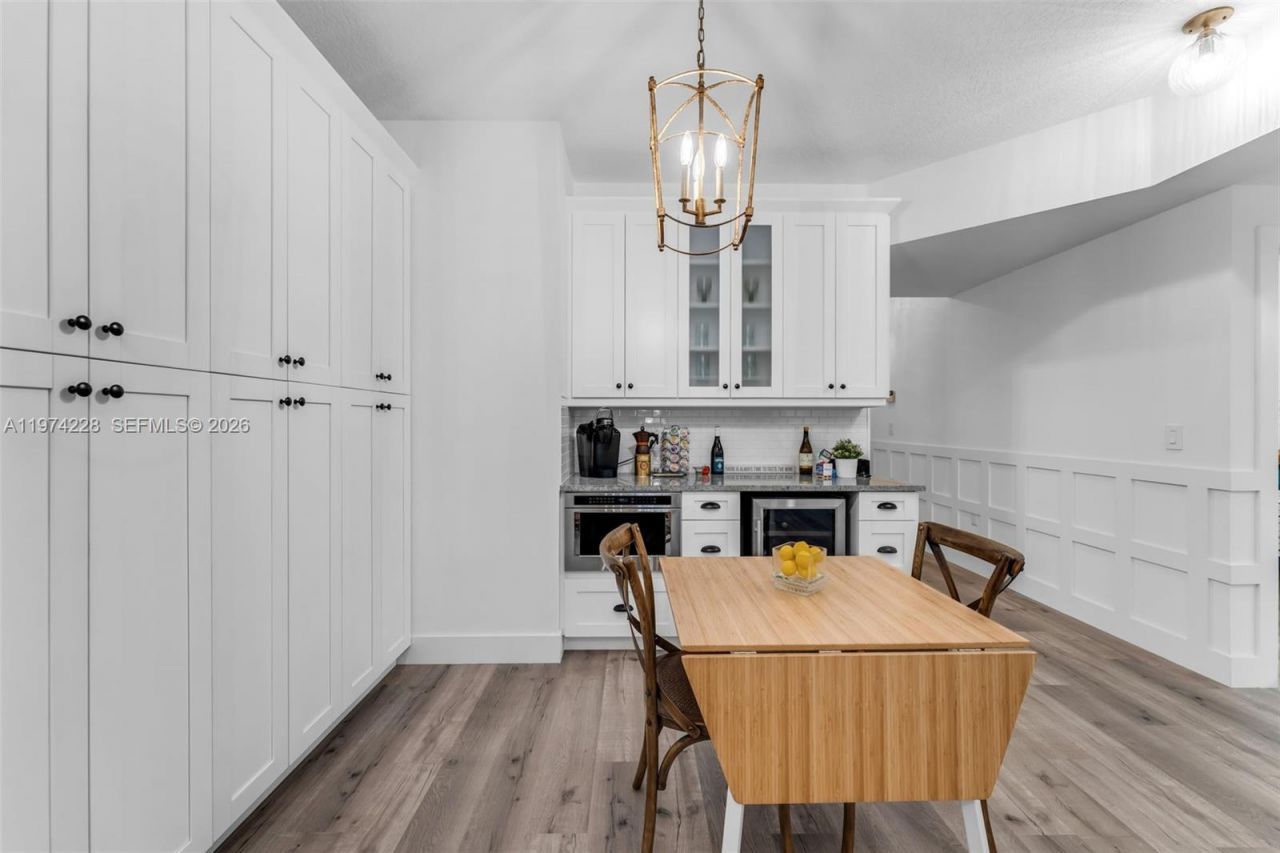 10730 NW 66th St, Unit 505, Doral, FL 33178 Photo