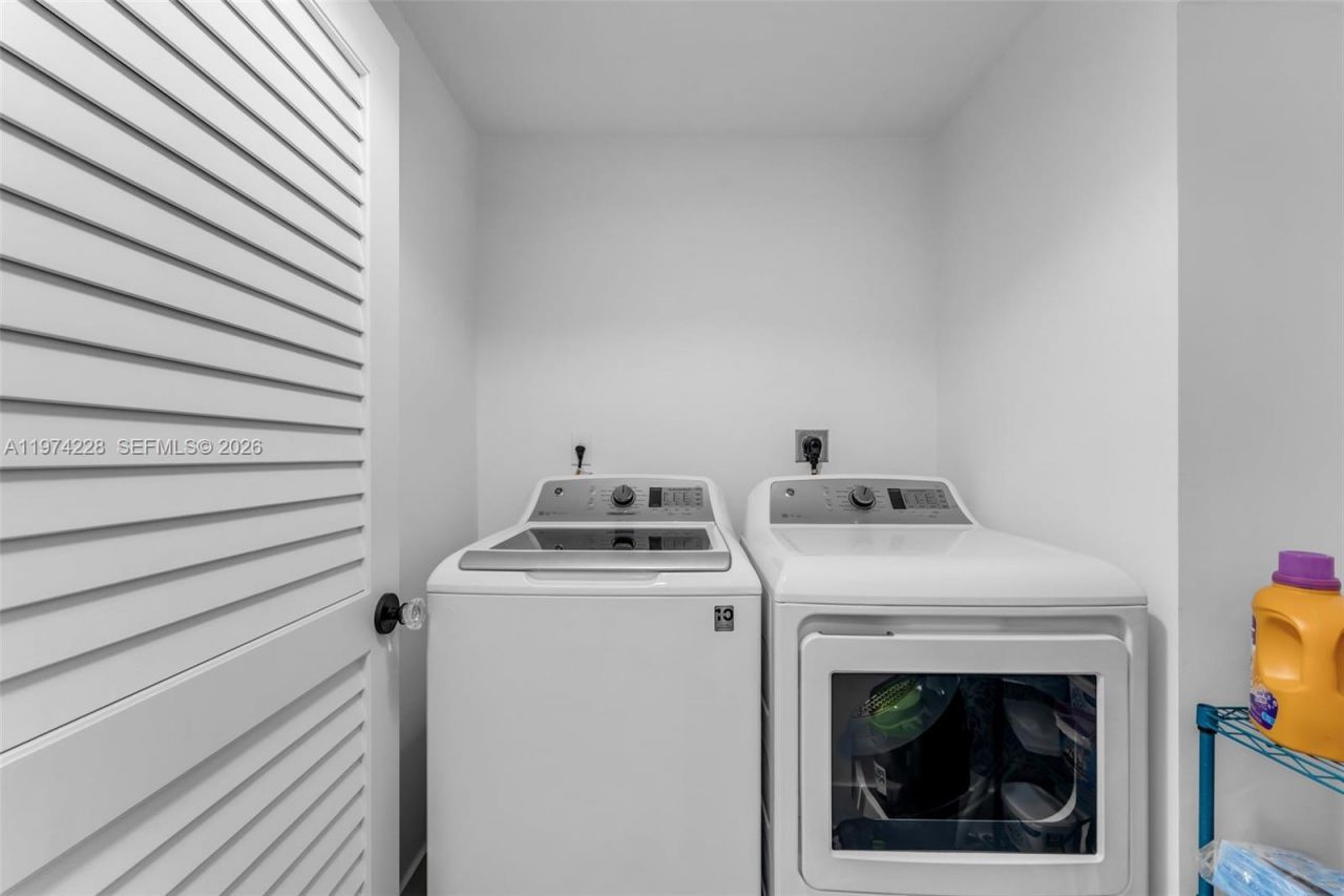 10730 NW 66th St, Unit 505, Doral, FL 33178 Photo