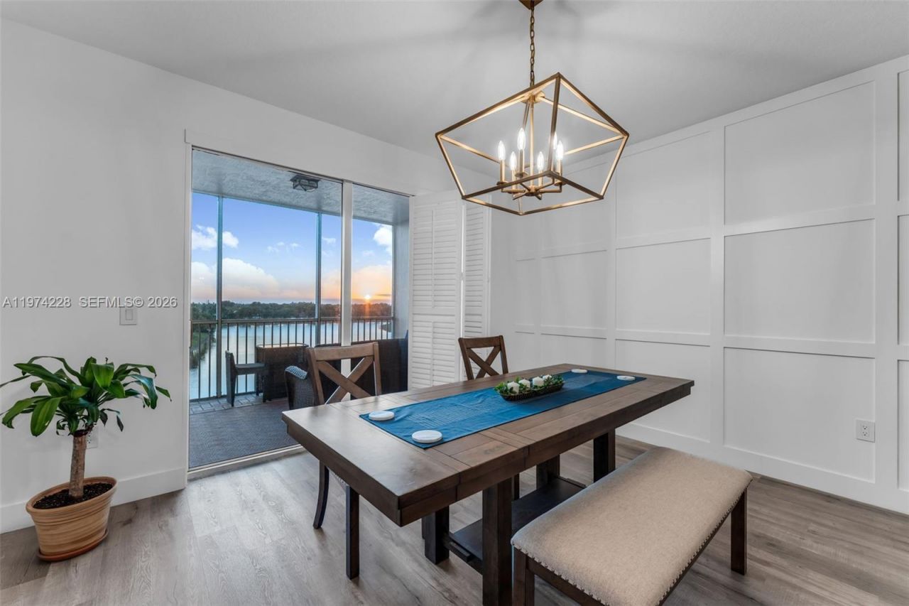 10730 NW 66th St, Unit 505, Doral, FL 33178 Photo