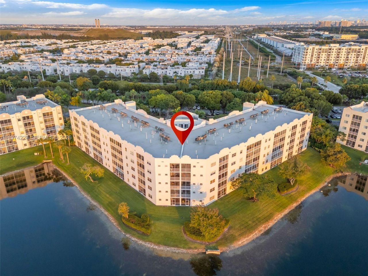 10730 NW 66th St, Unit 505, Doral, FL 33178 Photo