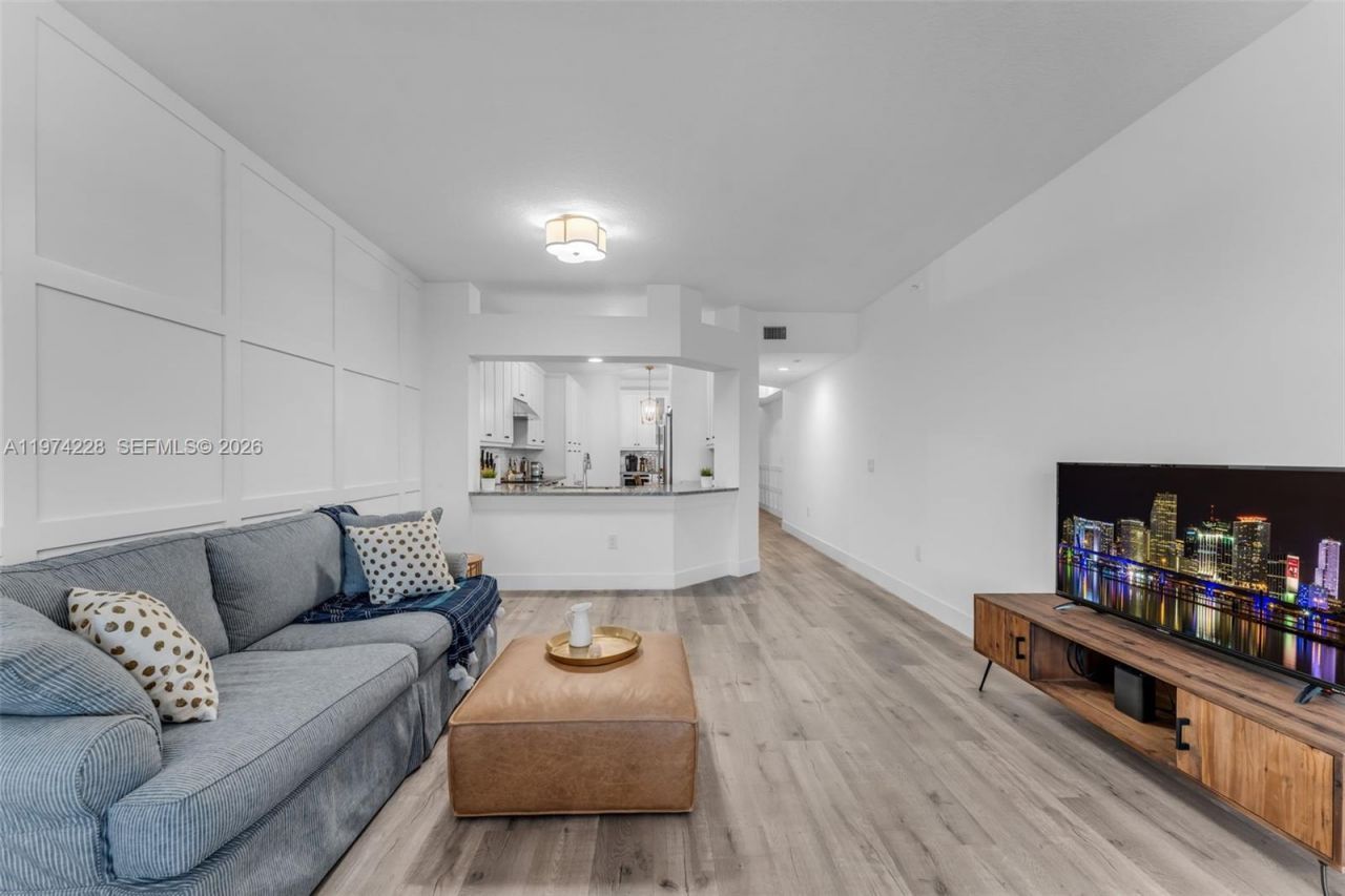 10730 NW 66th St, Unit 505, Doral, FL 33178 Photo