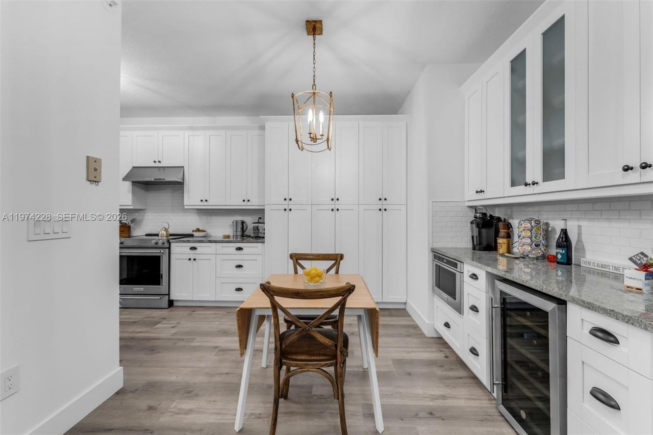 10730 NW 66th St, Unit 505, Doral, FL 33178 Photo