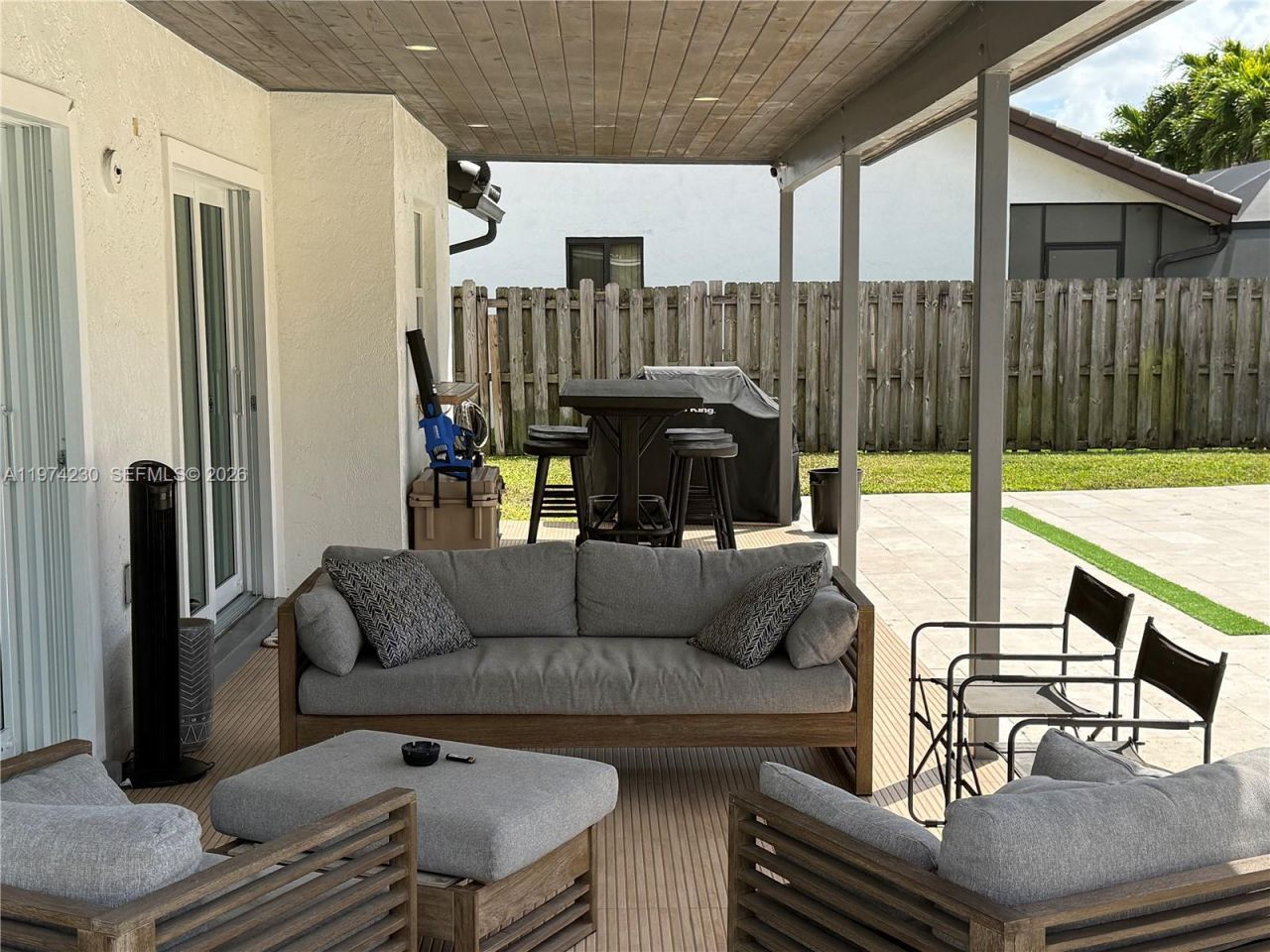 6951 W Wedgewood Ave , Davie, FL 33331 Photo