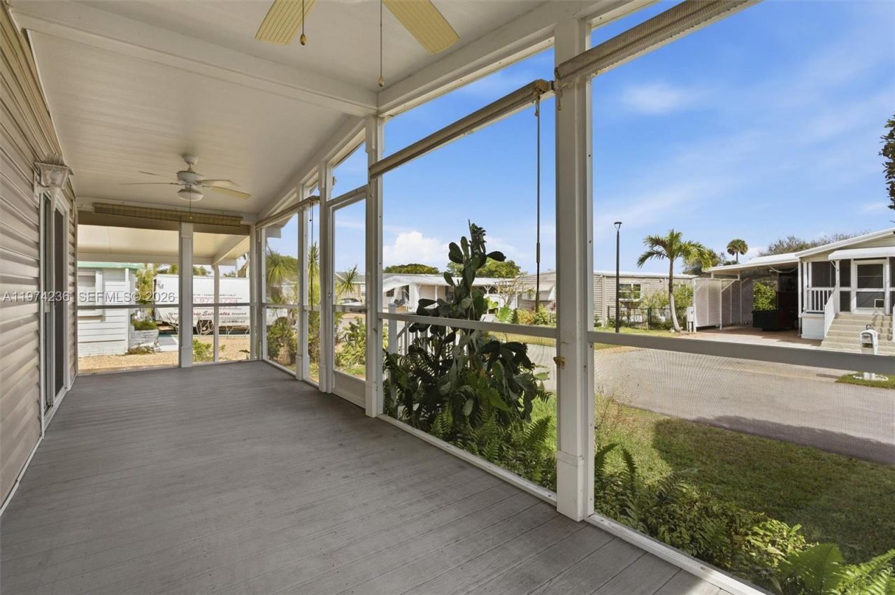 2325 SW 83rd Ave , Davie, FL 33324 Photo