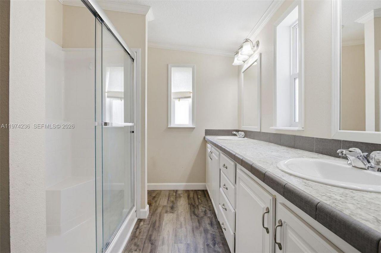 2325 SW 83rd Ave , Davie, FL 33324 Photo