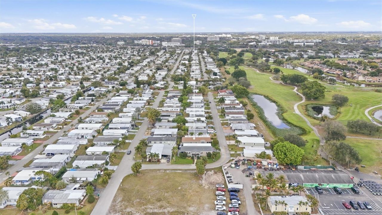 2325 SW 83rd Ave , Davie, FL 33324 Photo