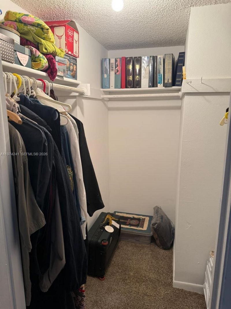 220 SW 9th Ave, Unit 510, Hallandale Beach, FL 33009 Photo