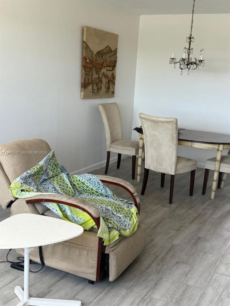 220 SW 9th Ave, Unit 510, Hallandale Beach, FL 33009 Photo