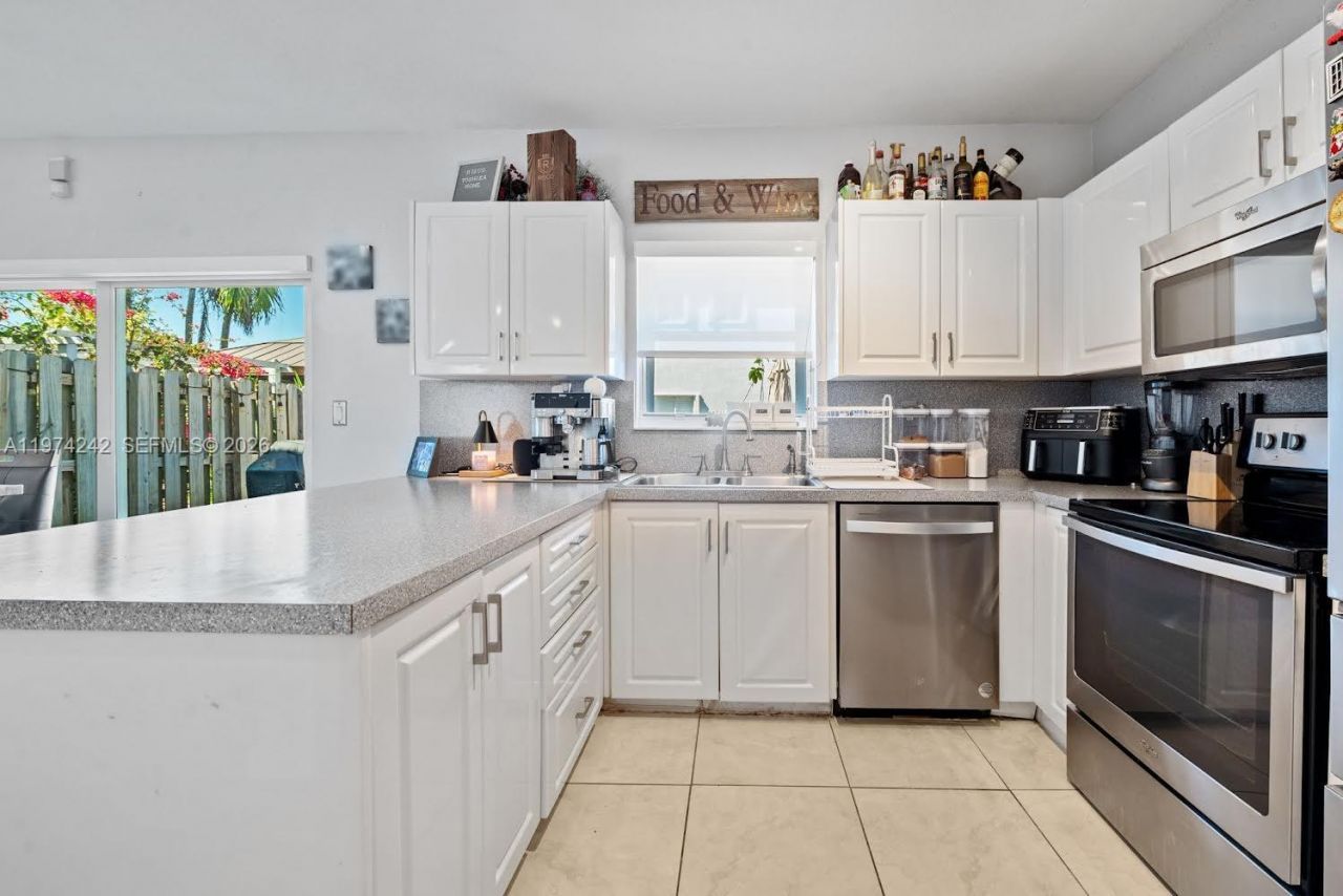 930 SW 147th Ct, Miami, FL 33194 Photo