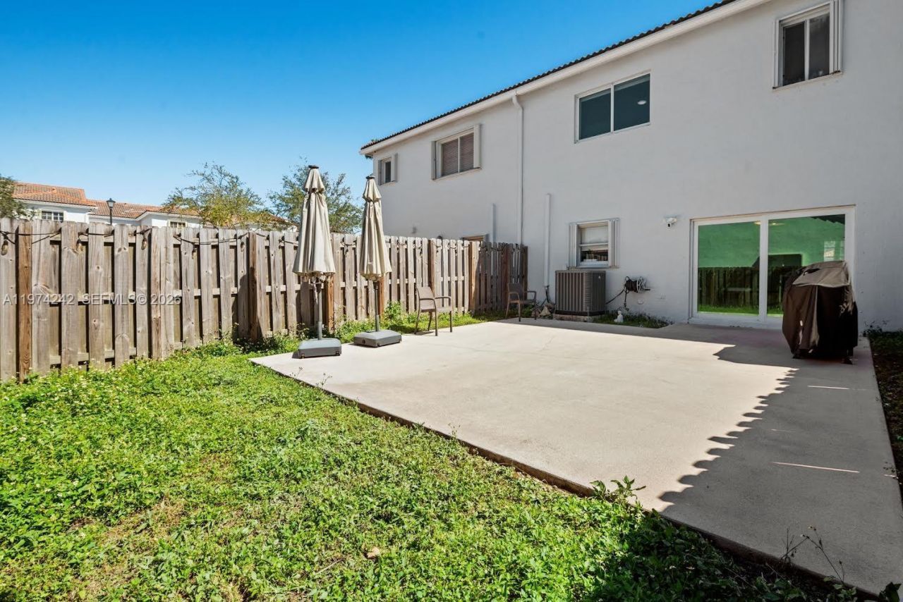 930 SW 147th Ct, Miami, FL 33194 Photo