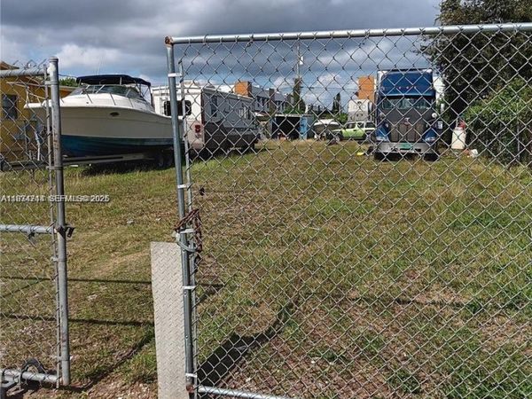 8th Stree NW 8St NW, Florida City, FL 33034