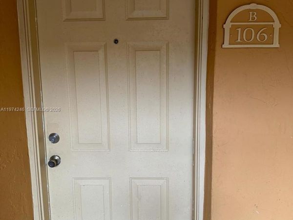 18101 NW 68th Ave, Unit B106, Hialeah, FL 33015