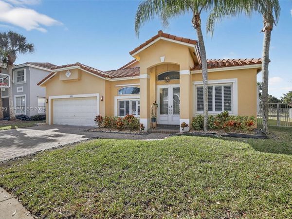 4301 Diamond Row, Weston, FL 33331