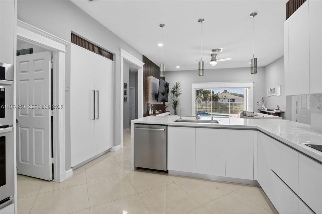 4301 Diamond Row, Weston, FL 33331 Photo