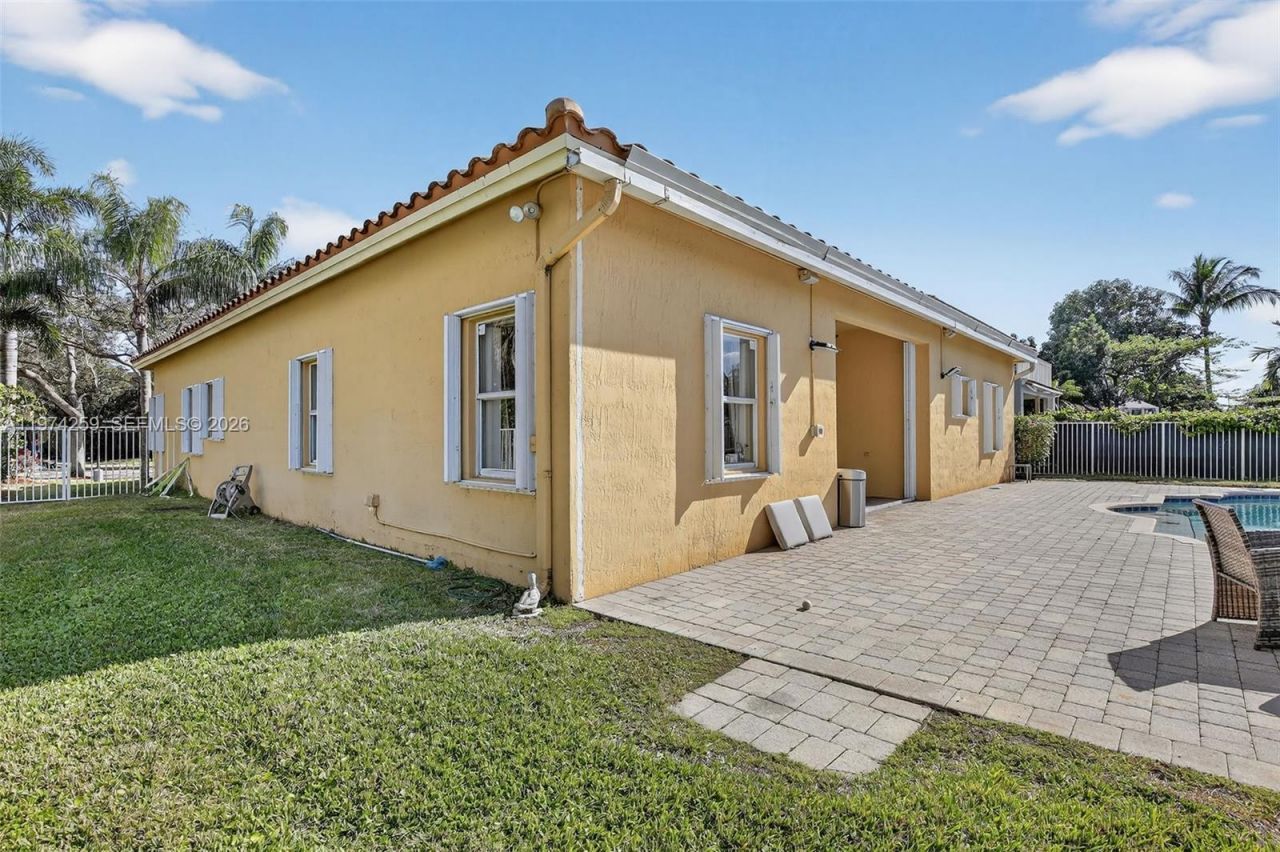 4301 Diamond Row, Weston, FL 33331 Photo