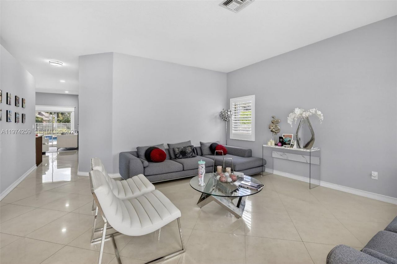 4301 Diamond Row, Weston, FL 33331 Photo