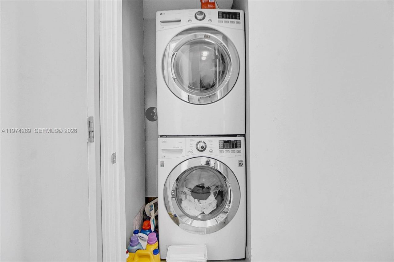 9066 SW 73rd Ct , Unit 203, Miami, FL 33156 Photo