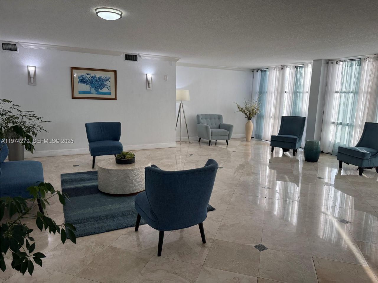 1000 Parkview Dr , Unit 1022, Hallandale Beach, FL 33009 Photo