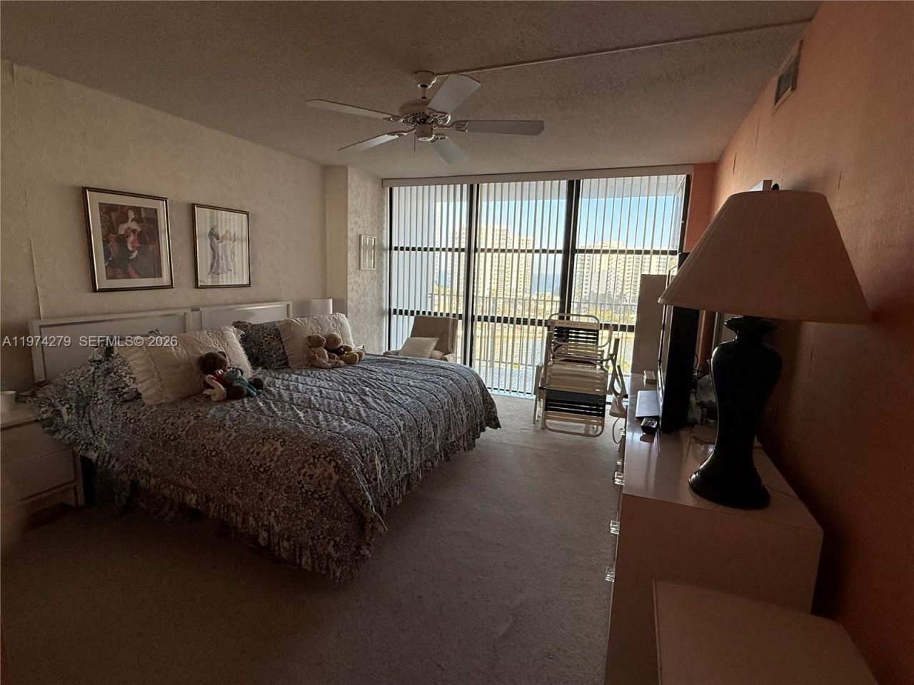 1000 Parkview Dr , Unit 1022, Hallandale Beach, FL 33009 Photo