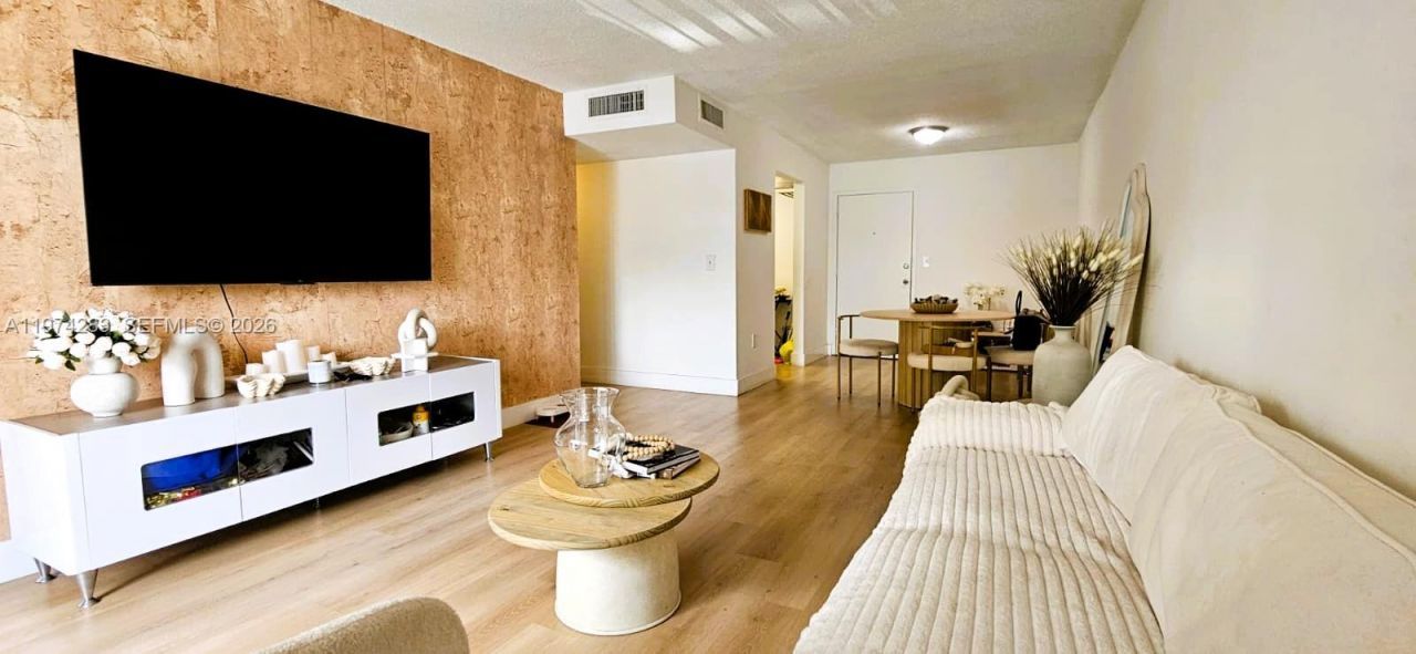 4804 NW 79th Ave, Unit 201, Doral, FL 33166 Photo