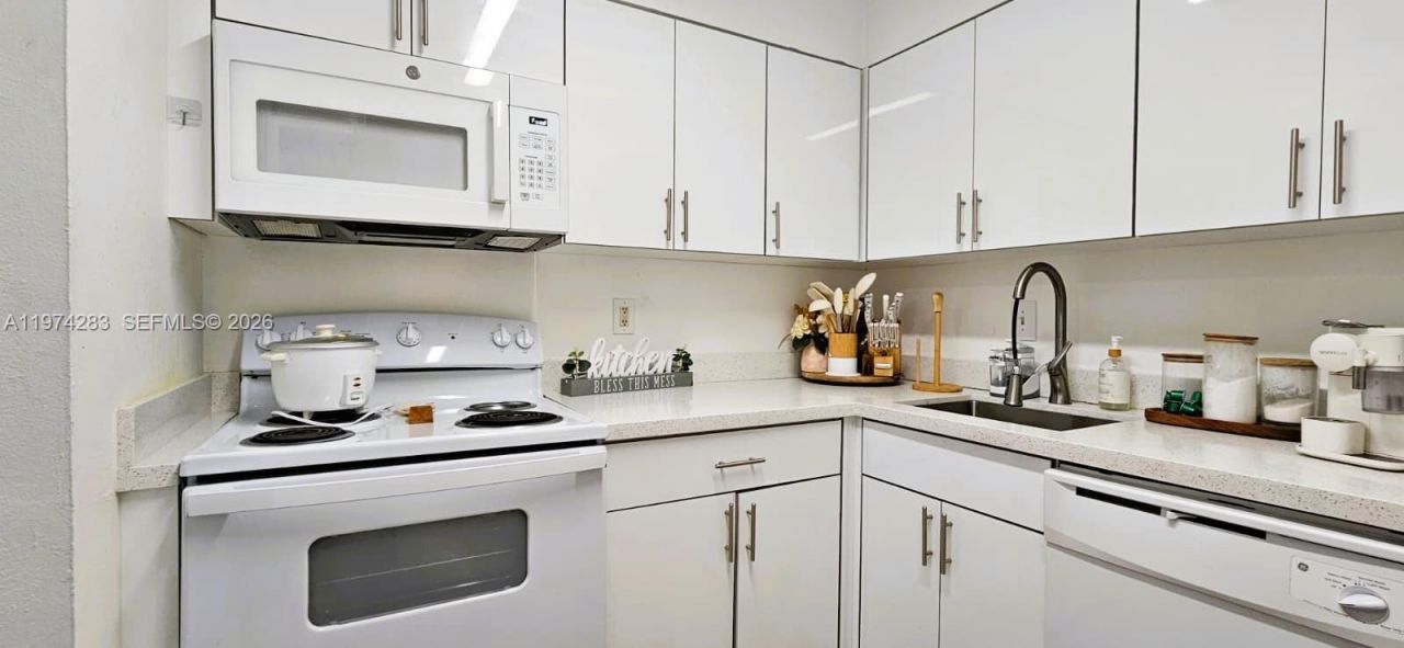 4804 NW 79th Ave, Unit 201, Doral, FL 33166 Photo