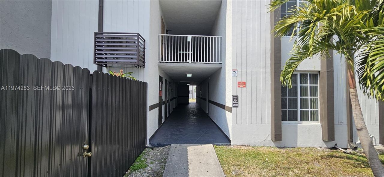 4804 NW 79th Ave, Unit 201, Doral, FL 33166 Photo