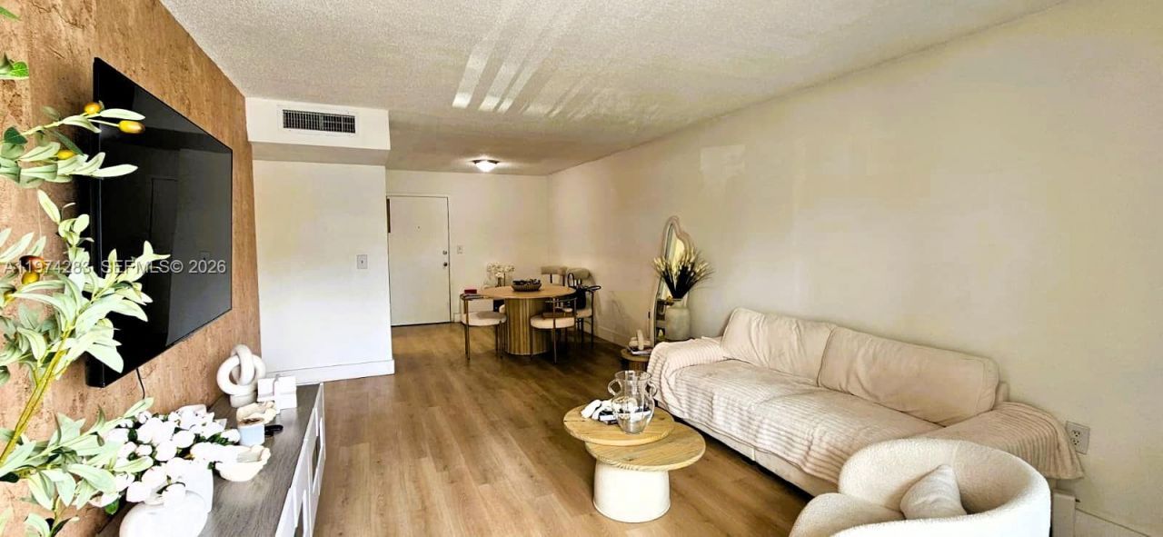 4804 NW 79th Ave, Unit 201, Doral, FL 33166 Photo