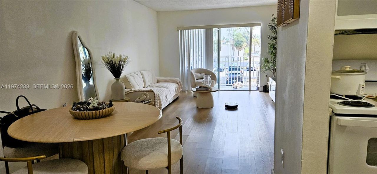 4804 NW 79th Ave, Unit 201, Doral, FL 33166 Photo