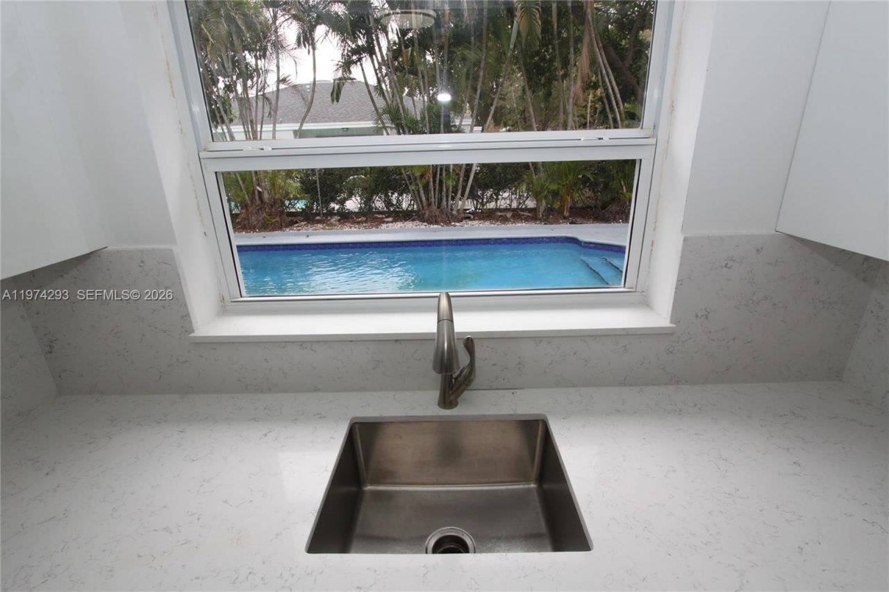 4940 SW 94th Way, Cooper City, FL 33328 Photo