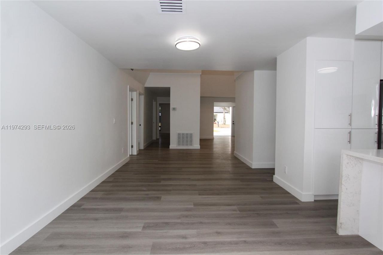 4940 SW 94th Way, Cooper City, FL 33328 Photo