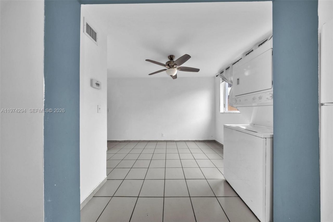 1853 SW 17th St, Unit 3, Miami, FL 33145 Photo