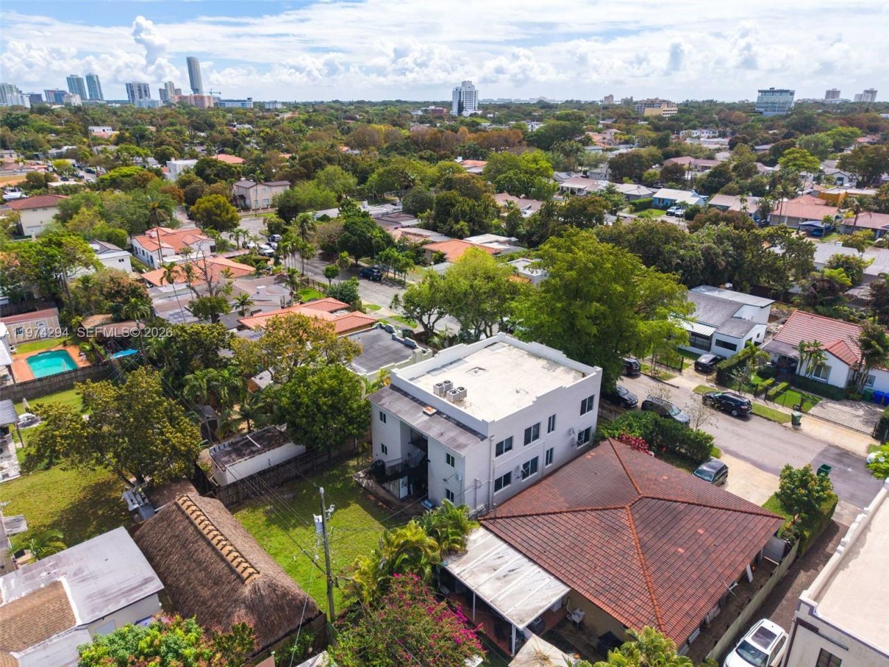 1853 SW 17th St, Unit 3, Miami, FL 33145 Photo