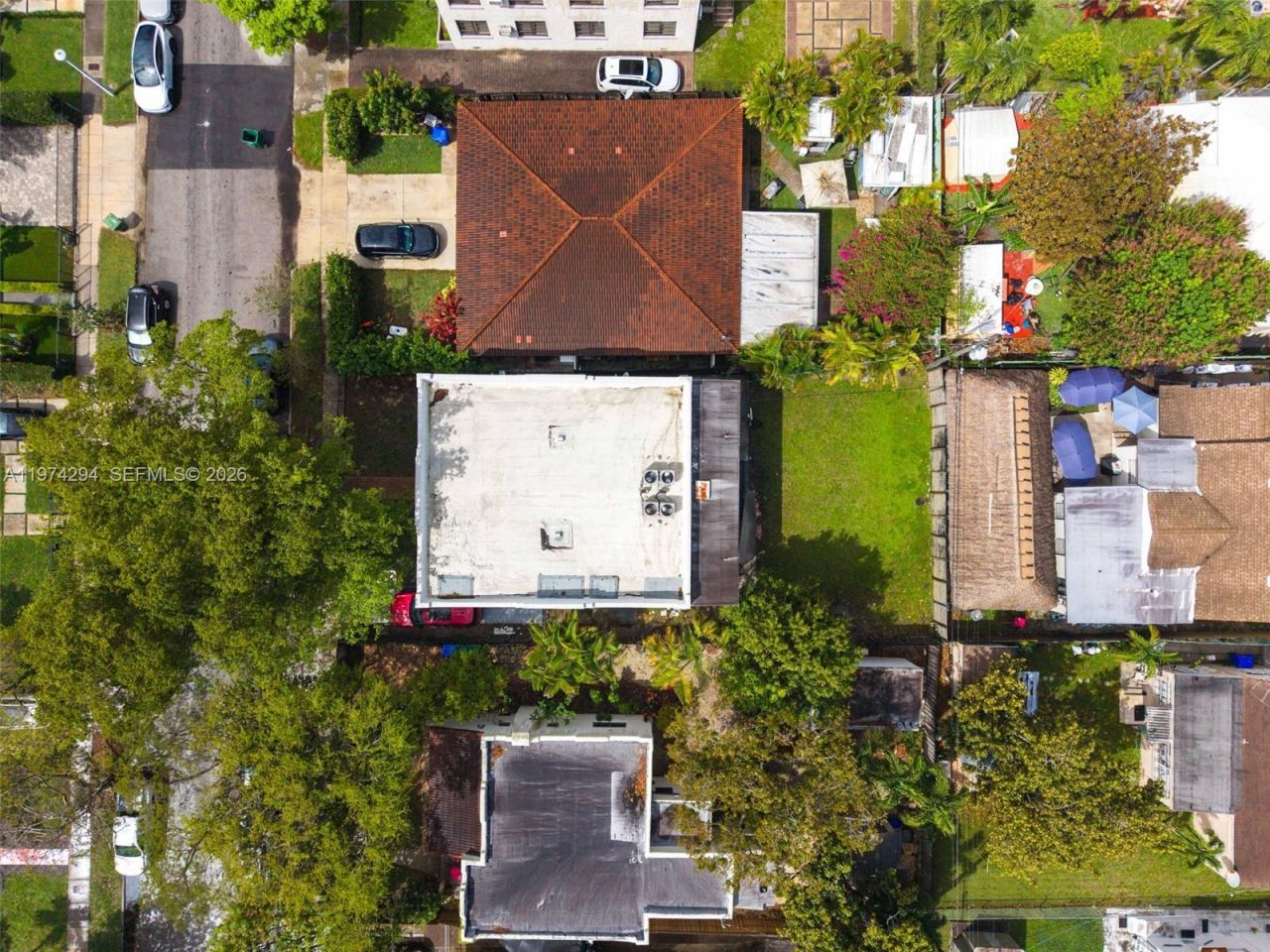 1853 SW 17th St, Unit 3, Miami, FL 33145 Photo