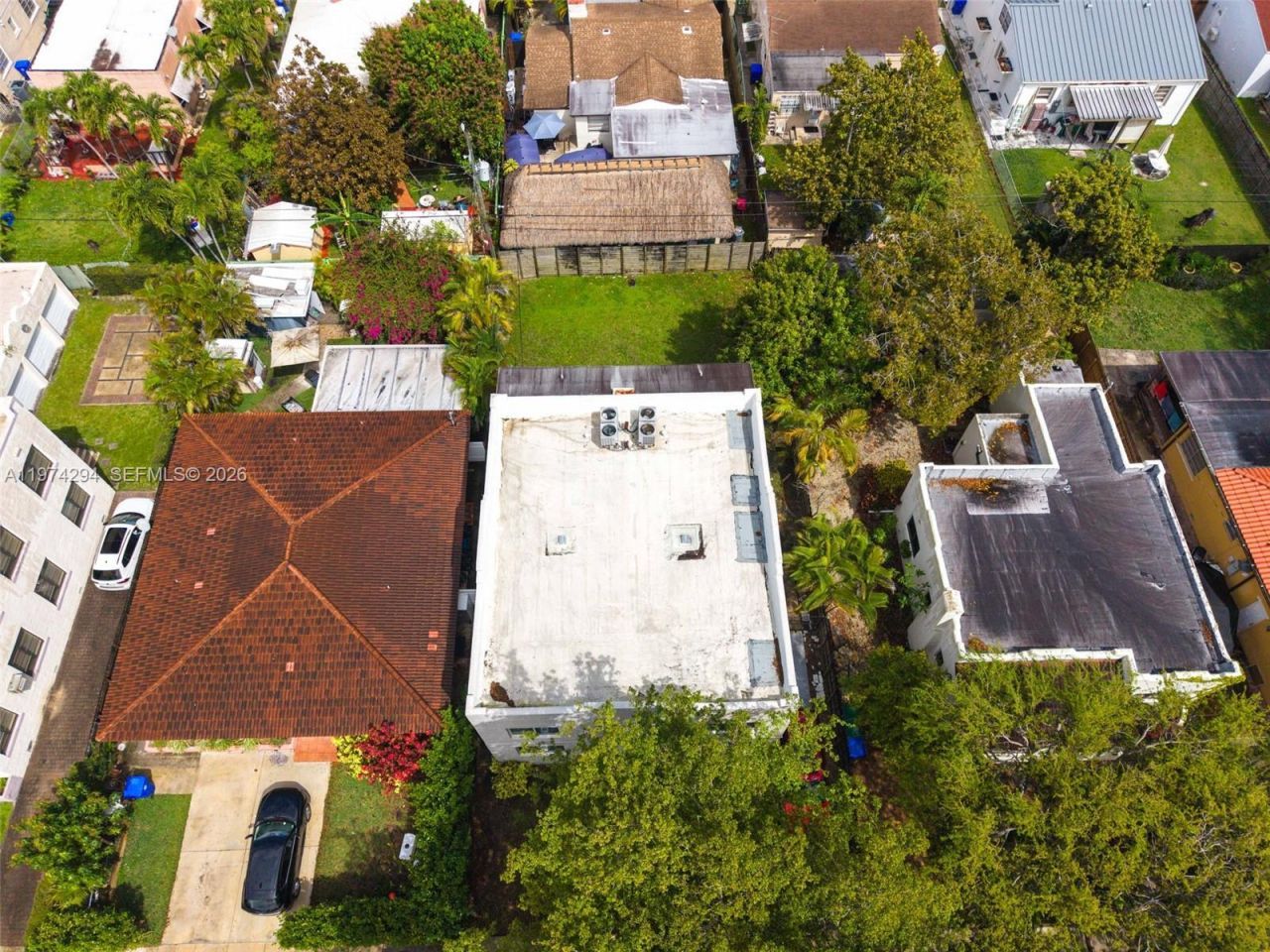 1853 SW 17th St, Unit 3, Miami, FL 33145 Photo