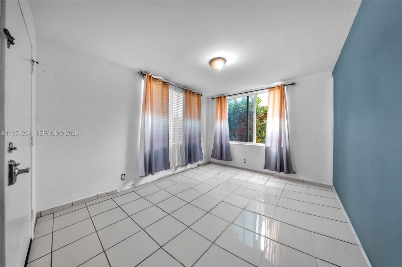 1853 SW 17th St, Unit 3, Miami, FL 33145 Photo