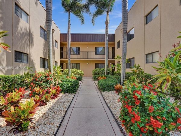 15126 Ashland St, Unit 229, Delray Beach, FL 33484