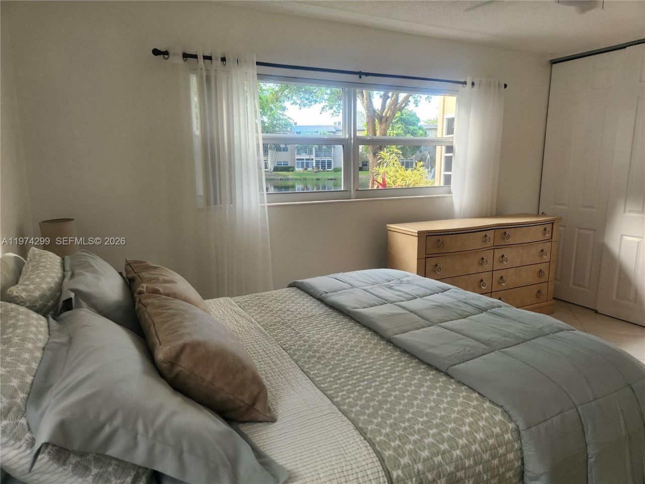 5101 NW 34th St, Unit 101, Lauderdale Lakes, FL 33319 Photo