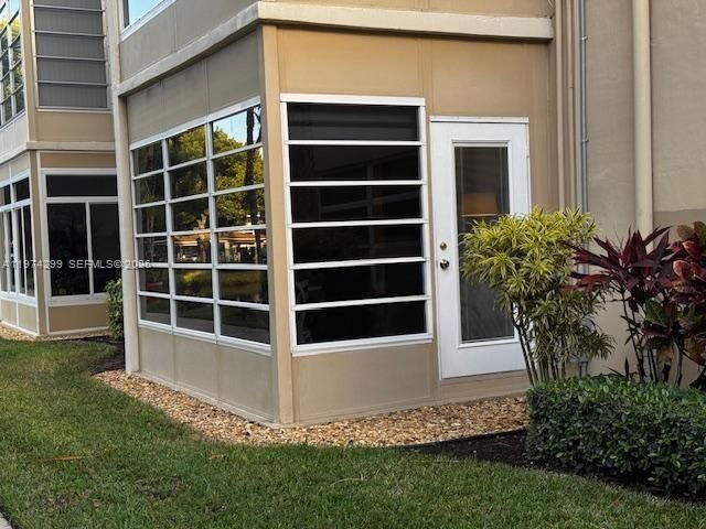 5101 NW 34th St, Unit 101, Lauderdale Lakes, FL 33319 Photo