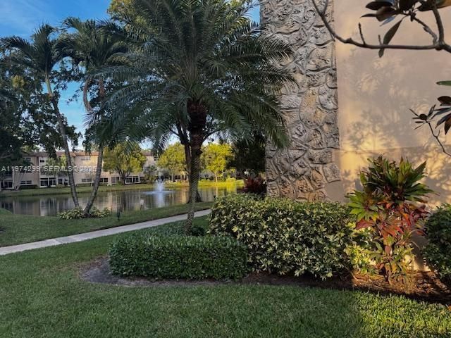 5101 NW 34th St, Unit 101, Lauderdale Lakes, FL 33319 Photo