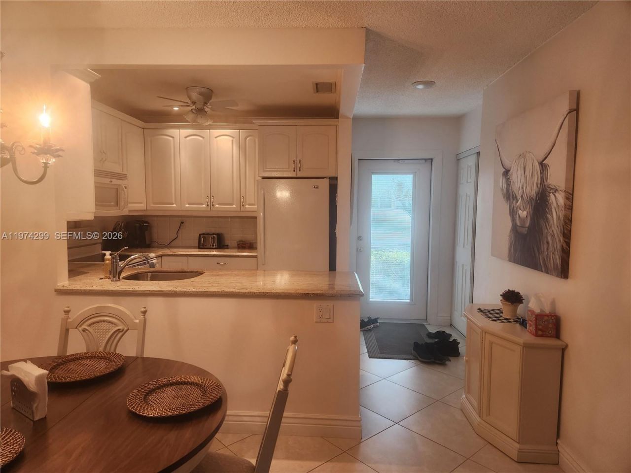 5101 NW 34th St , Unit 101, Lauderdale Lakes, FL 33319 Photo