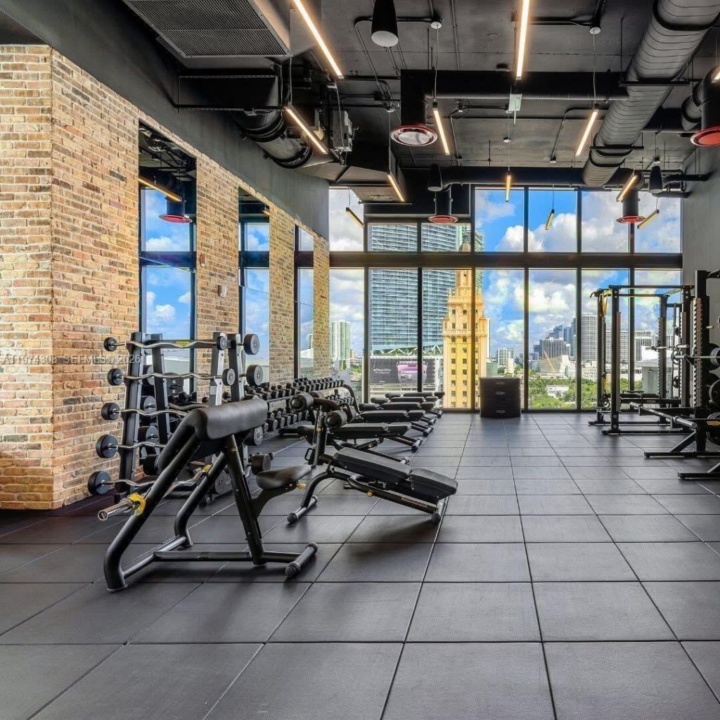 398 NE 5th St , Unit 1915, Miami, FL 33132 Photo