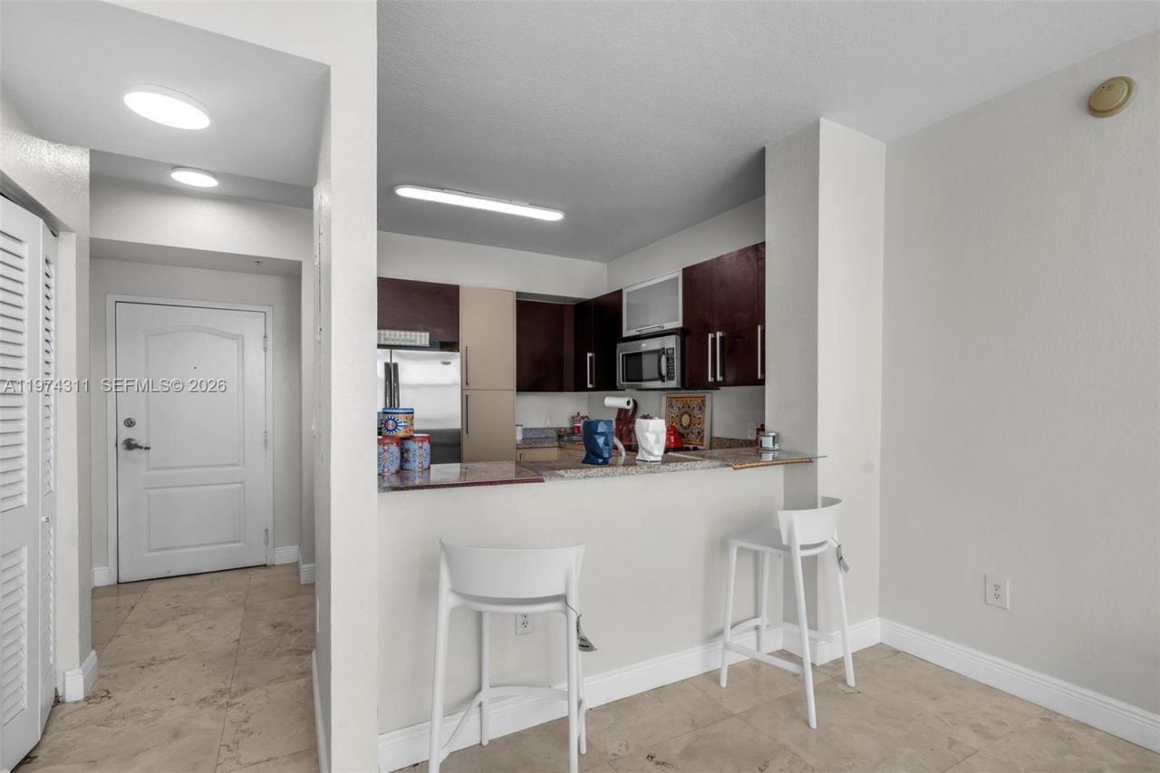 500 NE 29th St, Unit 1105, Miami, FL 33137 Photo
