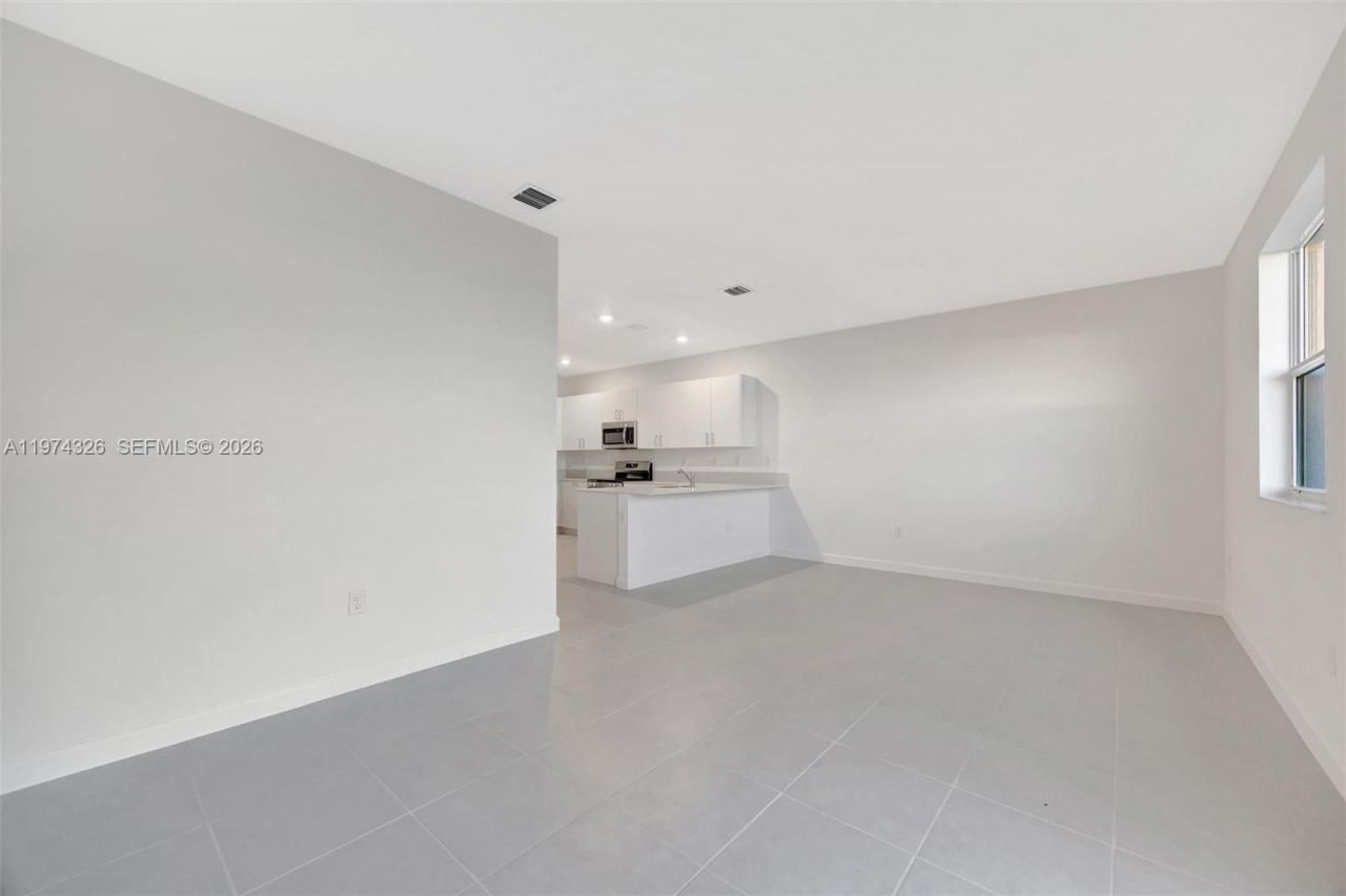 2574 SE 25 Rd, Unit 2574, Homestead, FL 33035 Photo