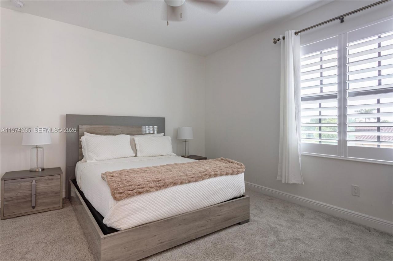 8555 E Baypoint Cir, Parkland, FL 33076 Photo