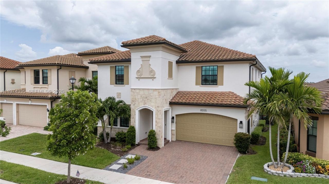 8555 E Baypoint Cir, Parkland, FL 33076 Photo