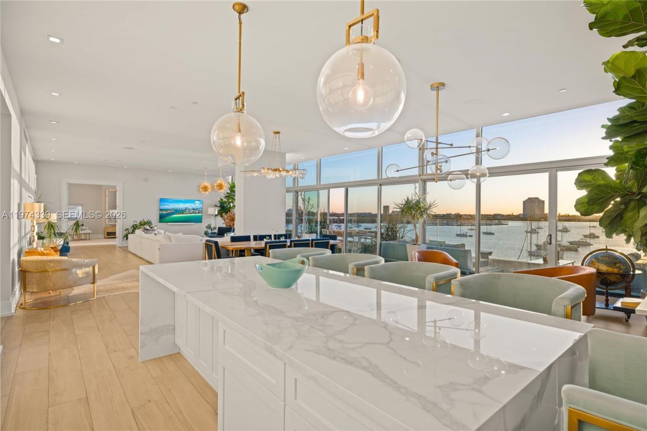 7934 West Drive, Unit 501, North Bay Village, FL 33141 Photo