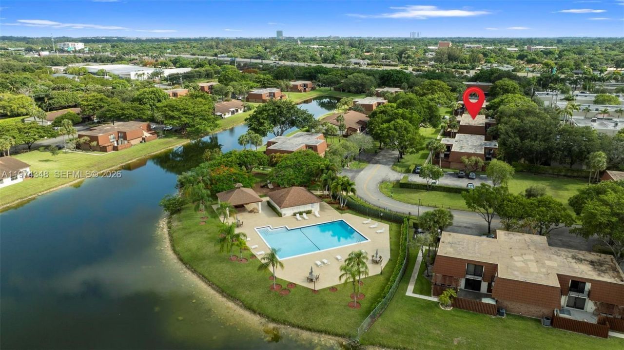 806 SW 119th Way, Davie, FL 33325 Photo