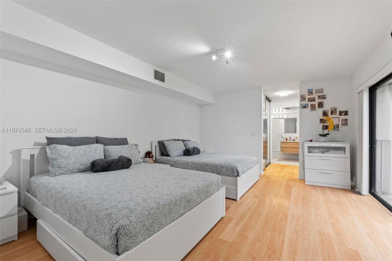 806 SW 119th Way, Davie, FL 33325 Photo