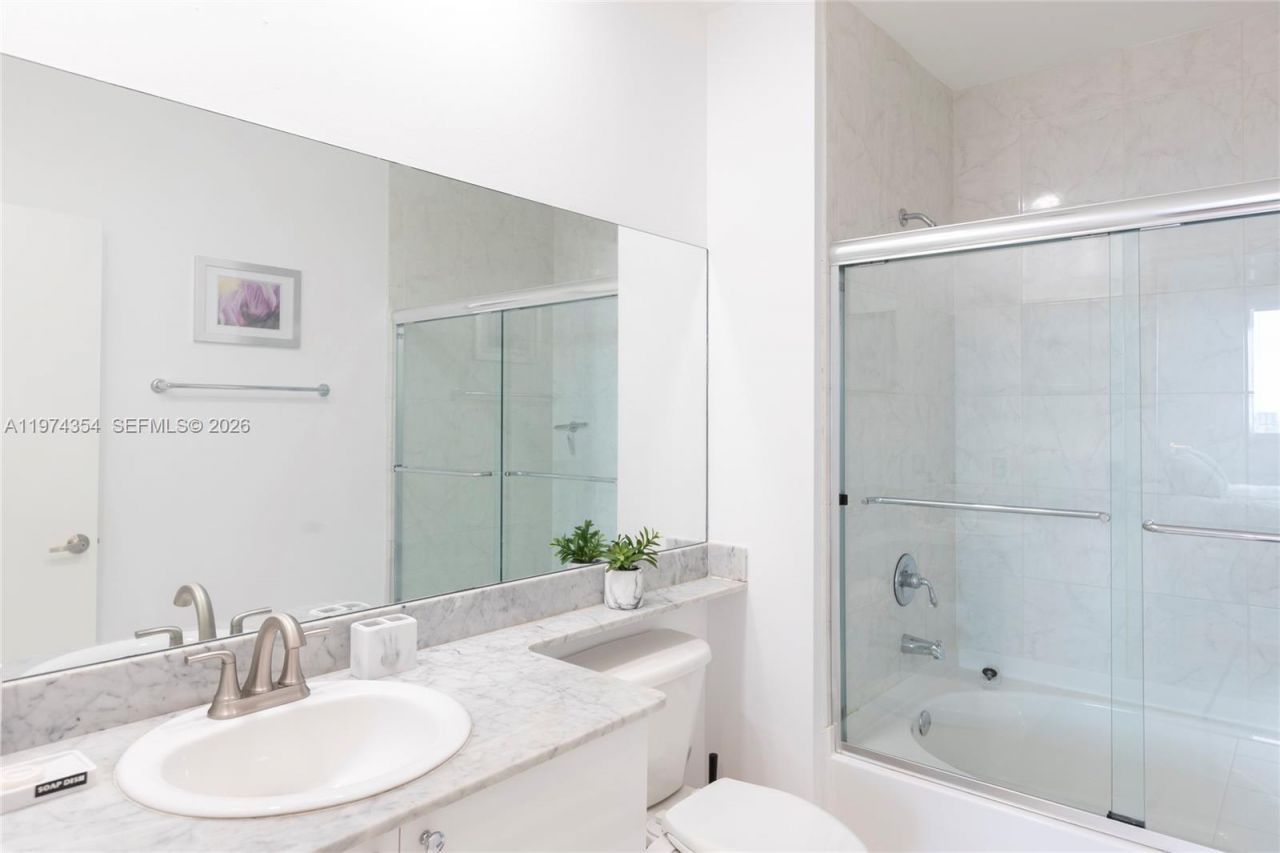 18800 NE 29th Ave , Unit PH15, Aventura, FL 33180 Photo